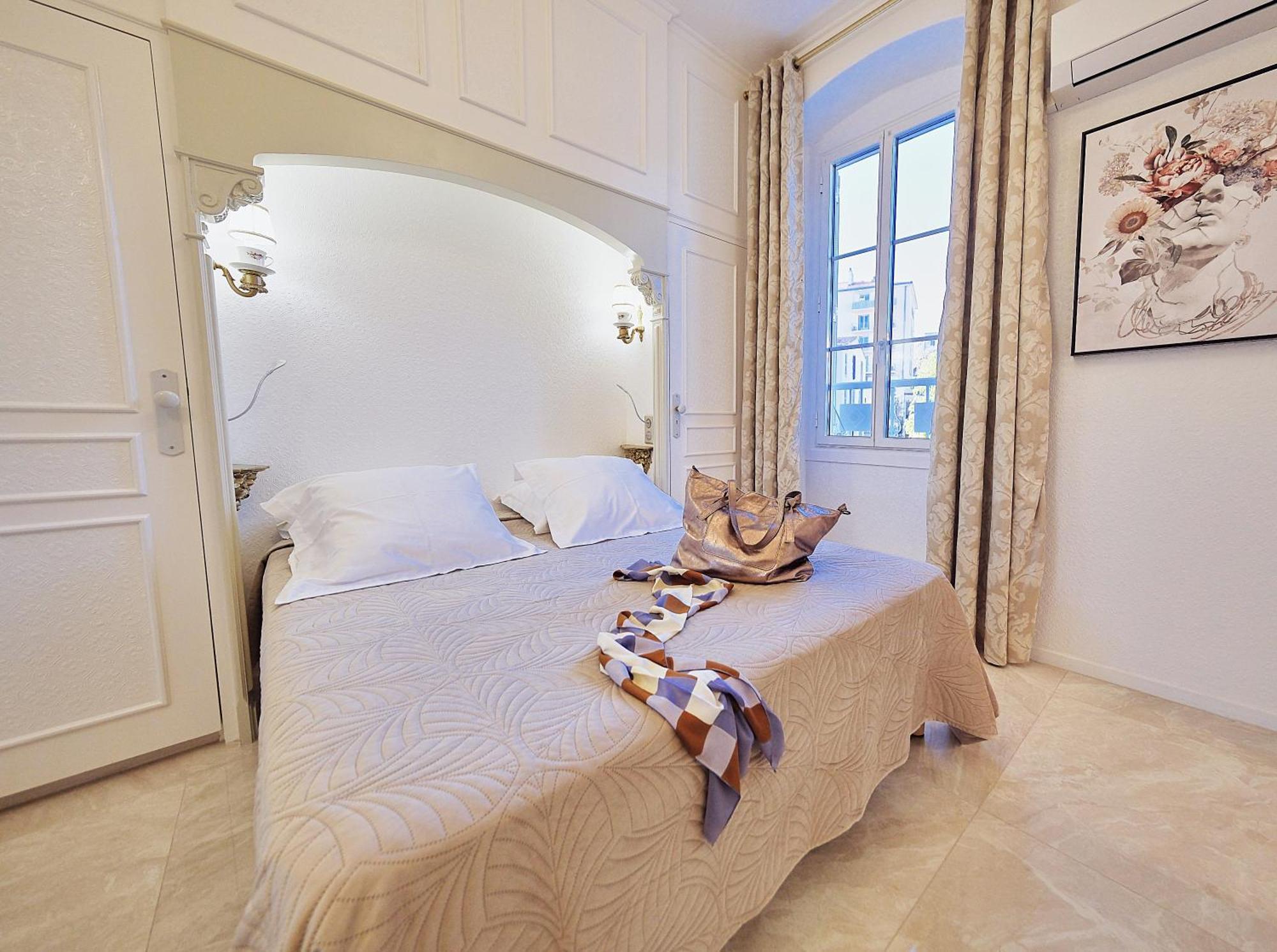 Le Magnolia Hotel Calvi  Exterior photo